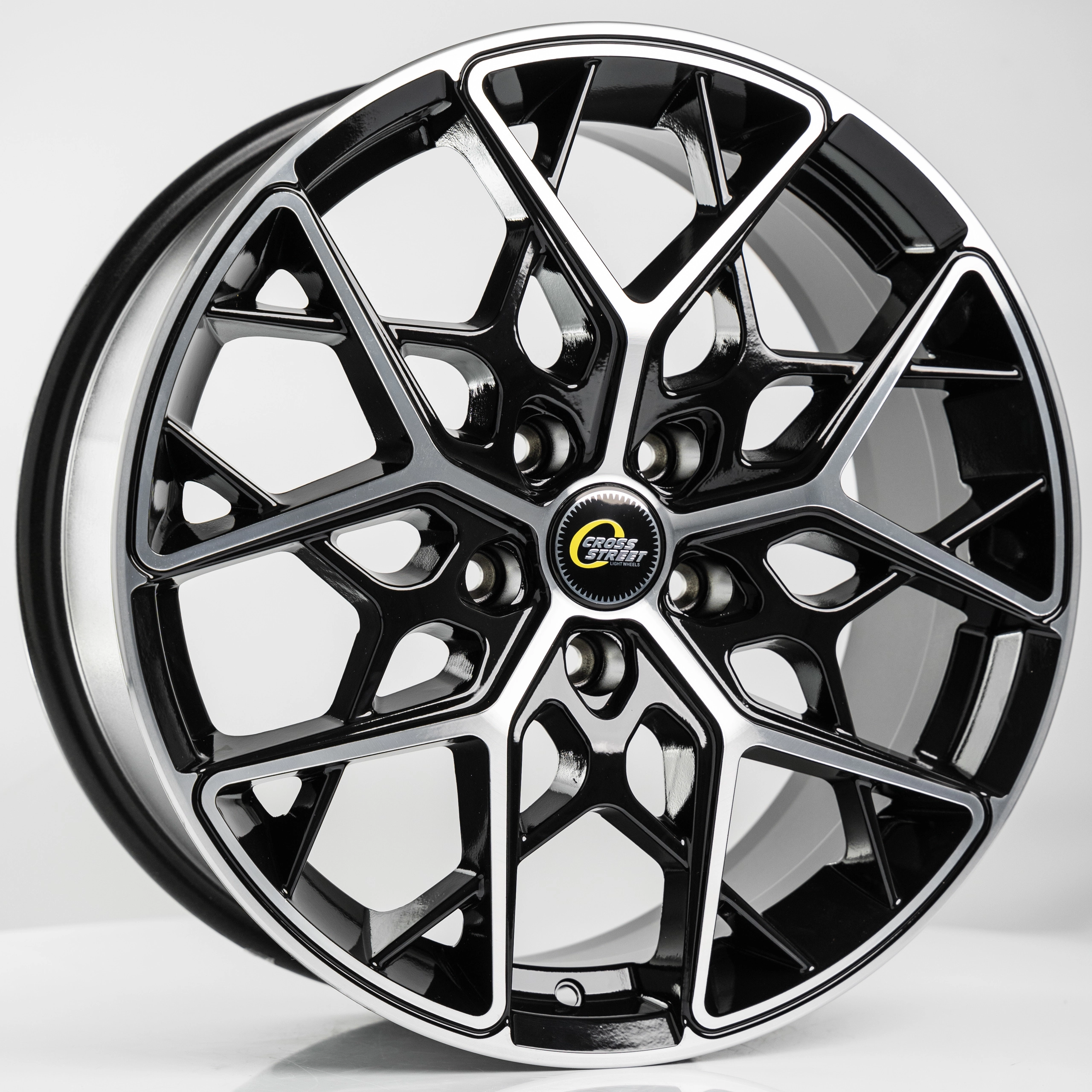Диск автомобильный CROSS STREET CR-20 7.5x18/5x108 ET35 D67.1 BKF