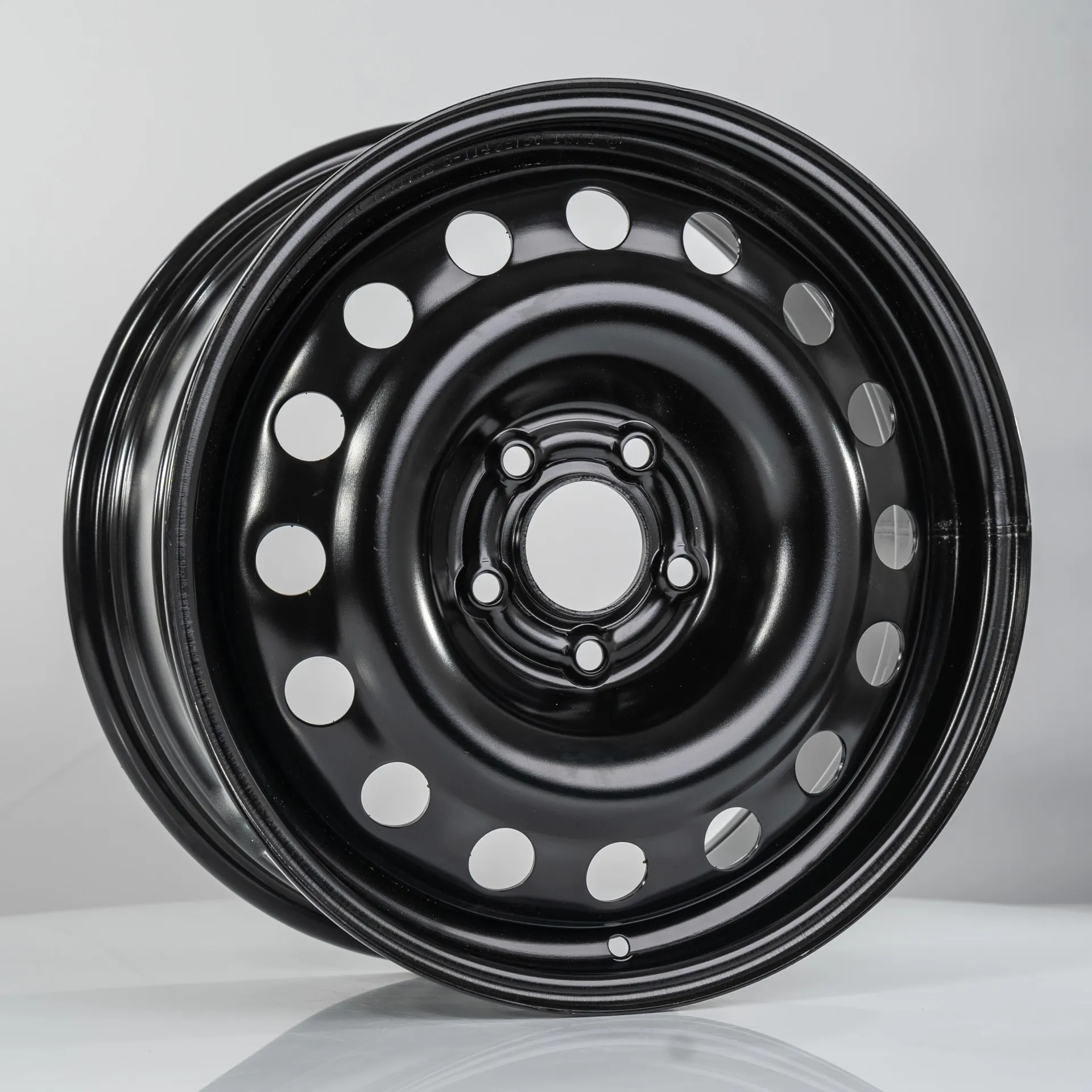 Диск автомобильный SDT Stahlrader 6.5x16/5x114.3 ET40 D66.1 Black