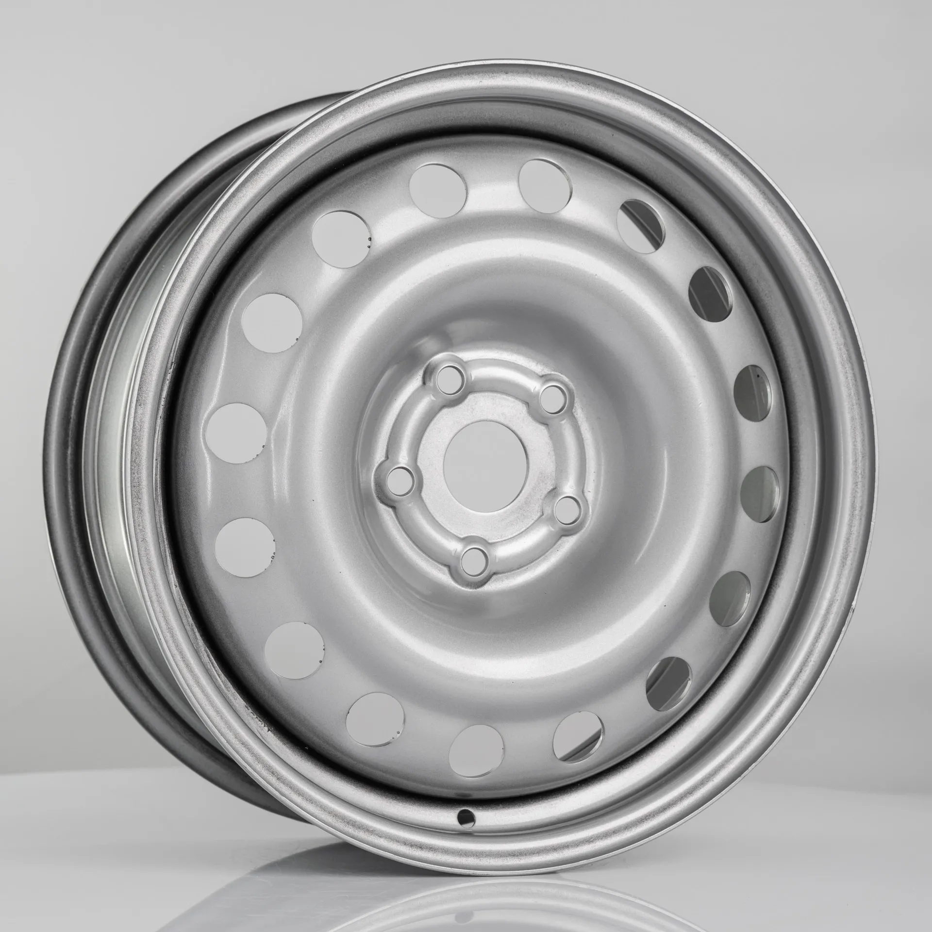 Диск автомобильный TREBL X40958 (коробка) 6.5x17/5x114.3 ET45 D54.1 Silver