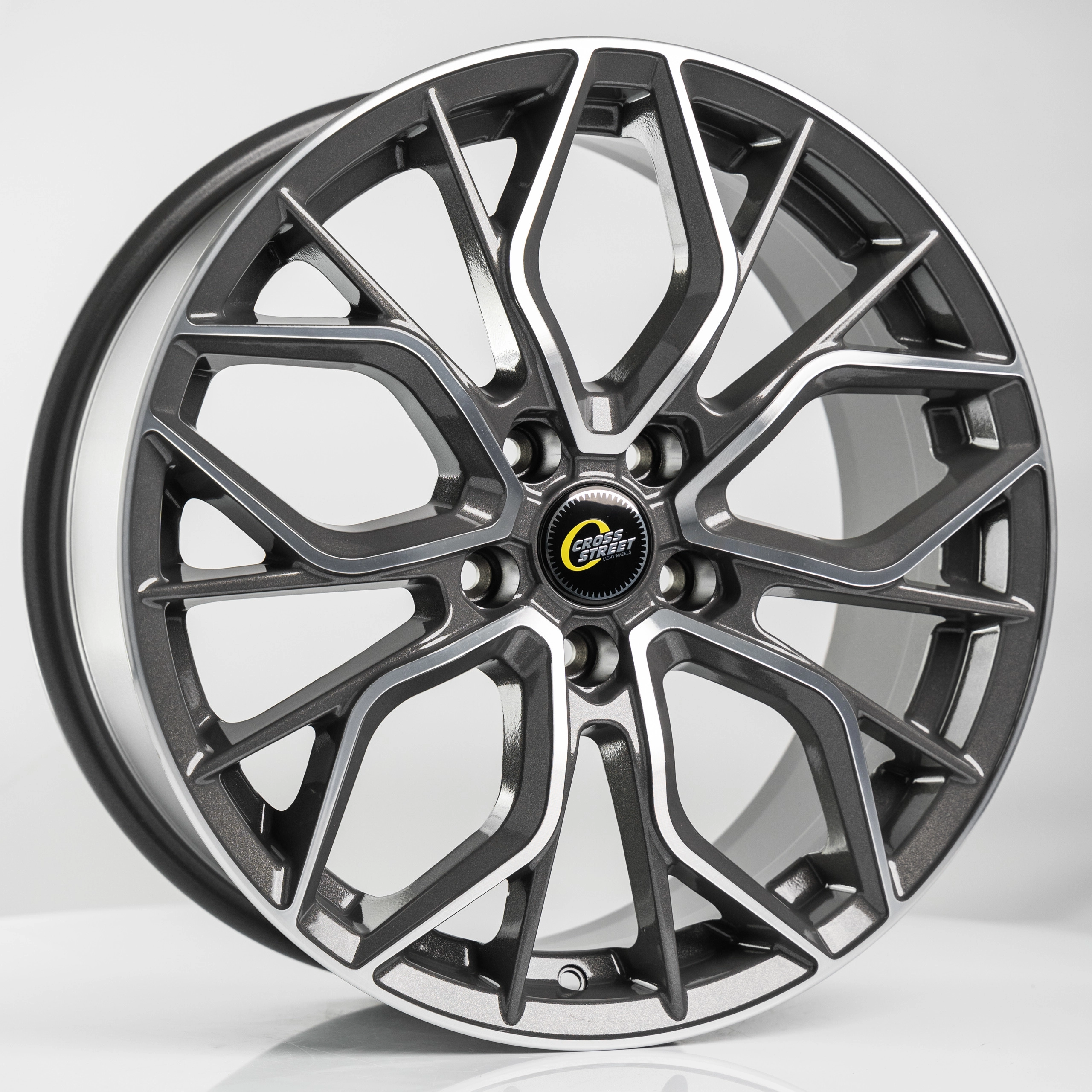 Диск автомобильный CROSS STREET CR-19 6.5x16/5x110 ET46 D63.3 GMF