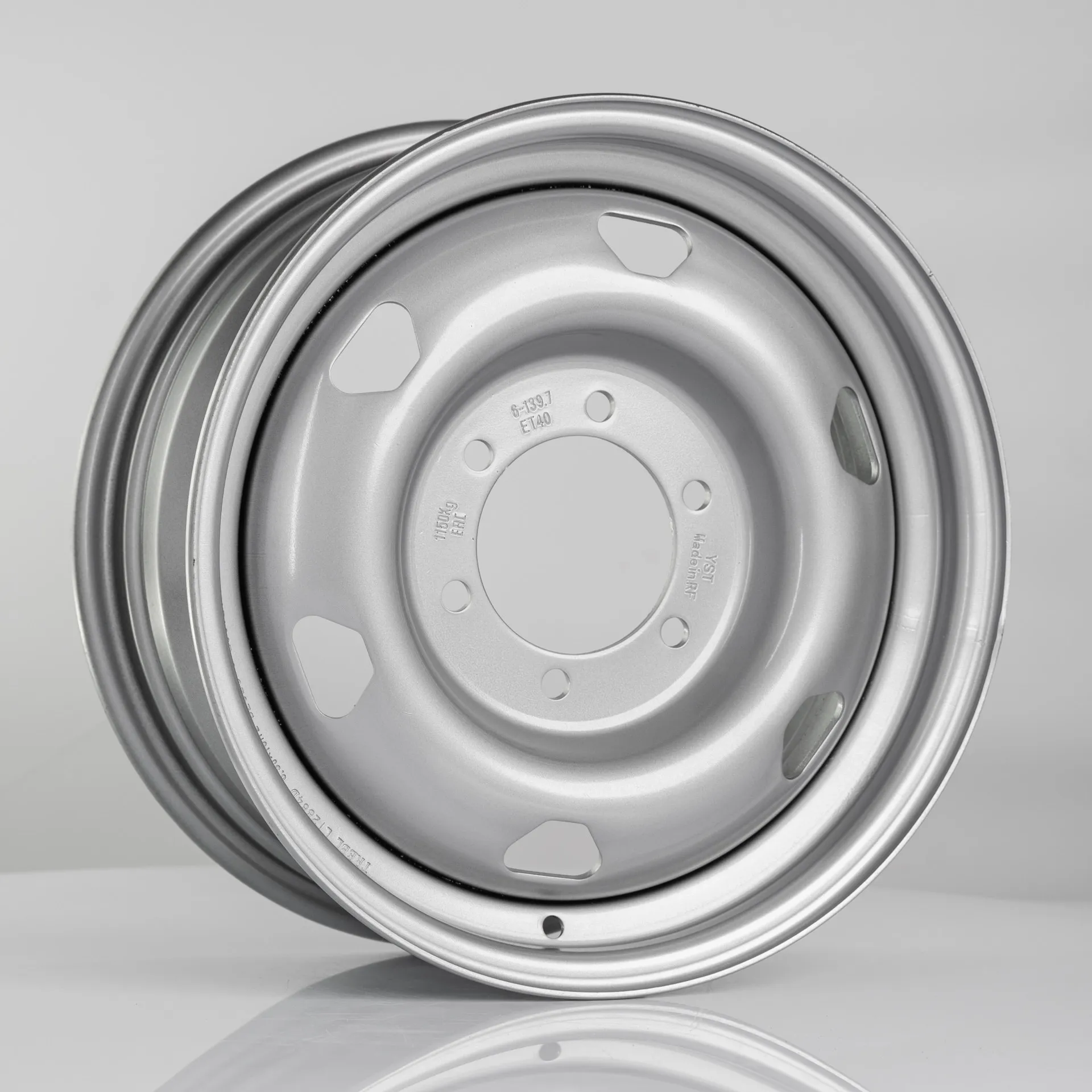 Диск автомобильный TREBL LT2884D_P (УАЗ PROFI) 6.5x16/6x139.7 ET40 D109 Silver