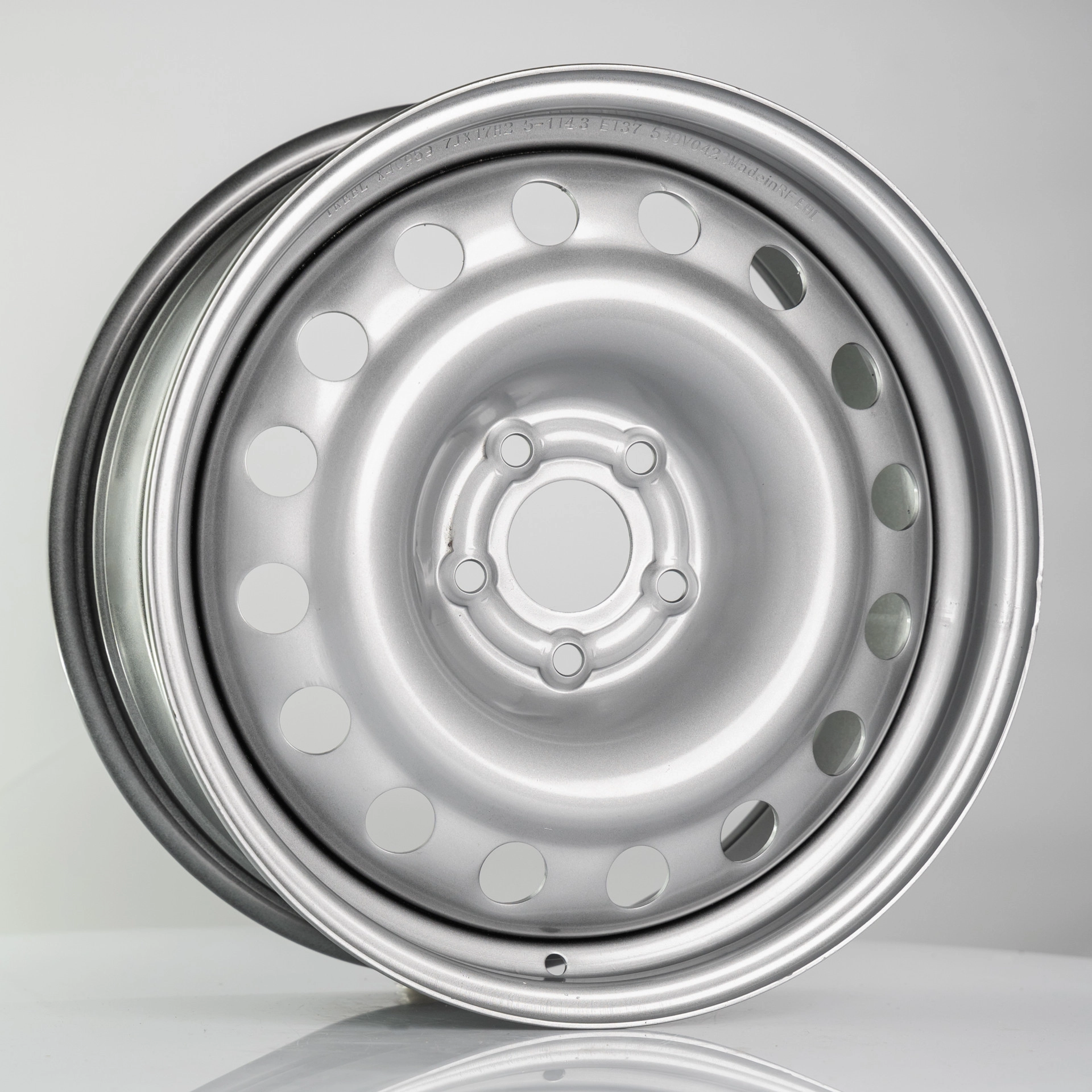 Диск автомобильный TREBL X40959 (коробка) 7x17/5x114.3 ET37 D66.6 Silver