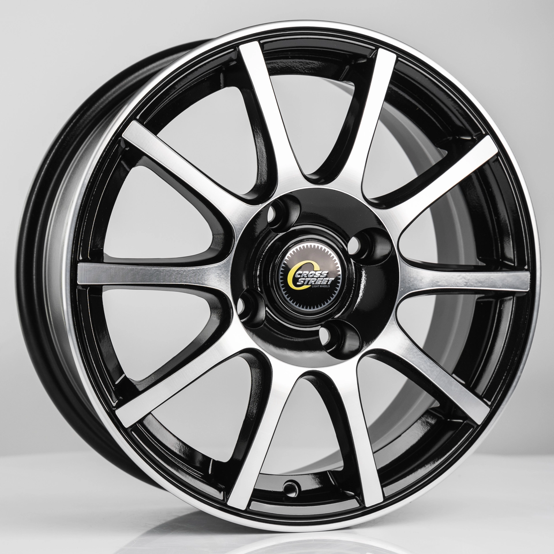 Диск автомобильный CROSS STREET CR-16(A1251) 6x15/4x100 ET47 D54.1 BKF (A1251)