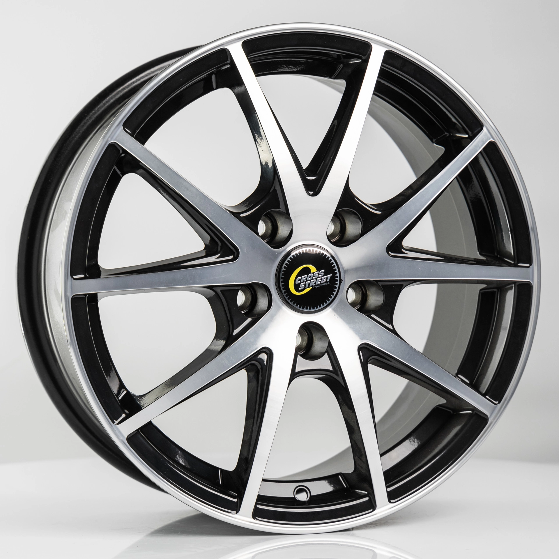 Диск автомобильный CROSS STREET CR-17 CROSS STREET 6.5x16/5x100 ET35 D57.1 BKF