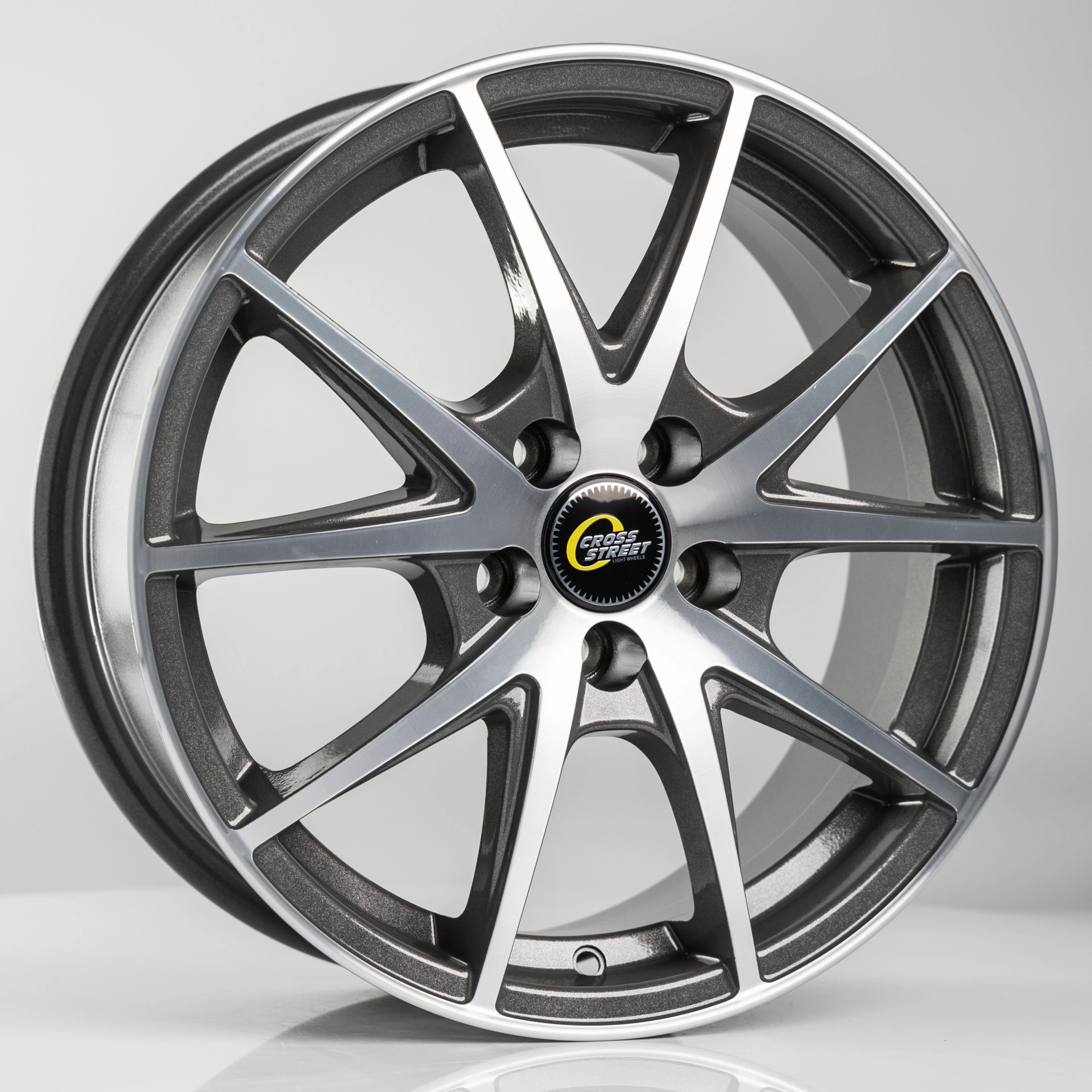Диск автомобильный CROSS STREET CR-17 CROSS STREET 6x15/5x100 ET40 D57.1 GMF