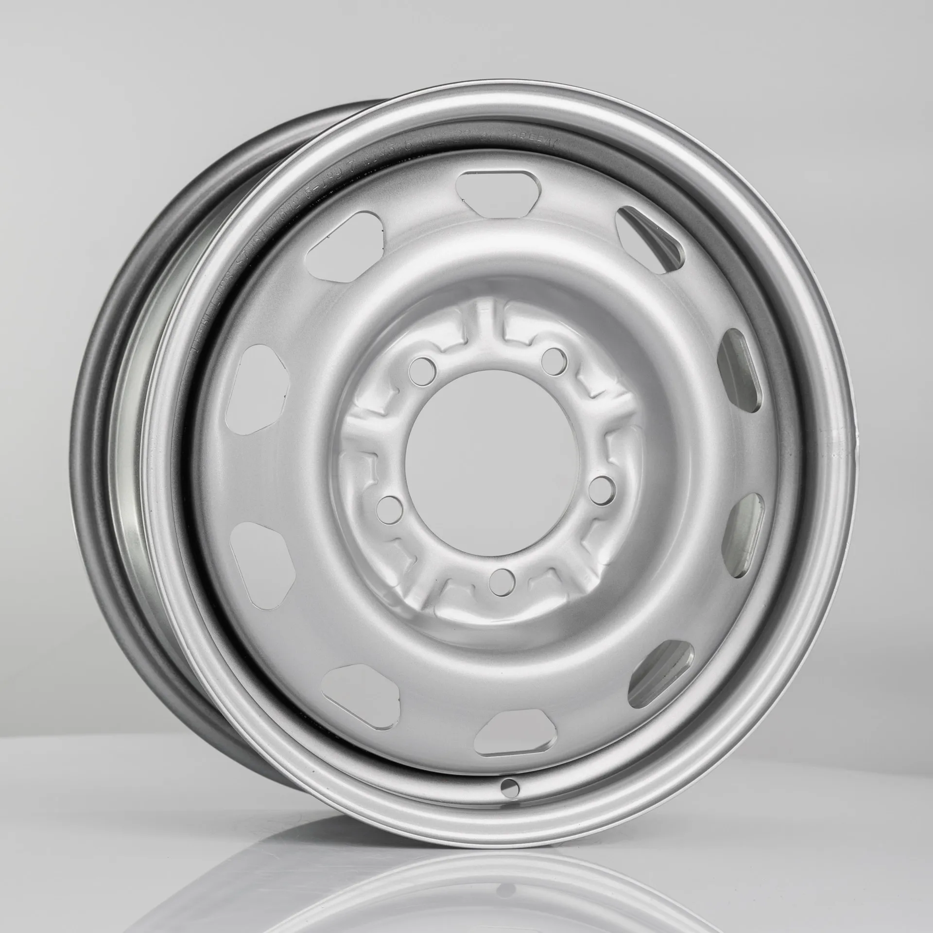 Диск автомобильный TREBL LT2887D_P LT2887D 6X16/5X139.7 ET45 D108.6 SILVER