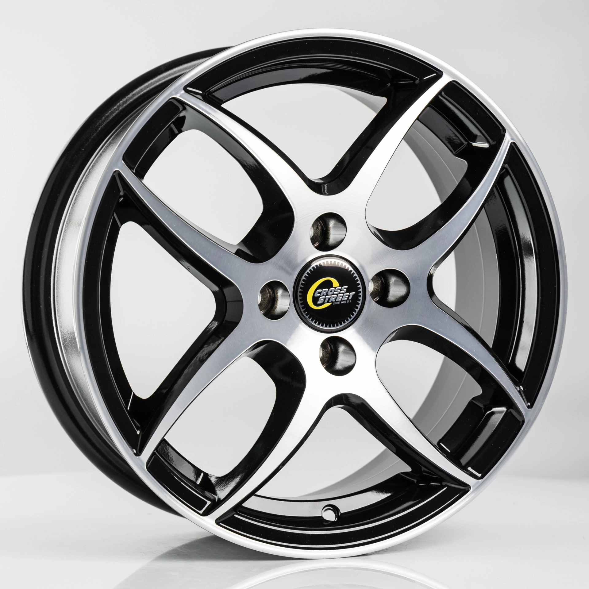 Диск автомобильный CROSS STREET CR-18 CROSS STREET 6X15/4X100 ET50 D60.1 BKF