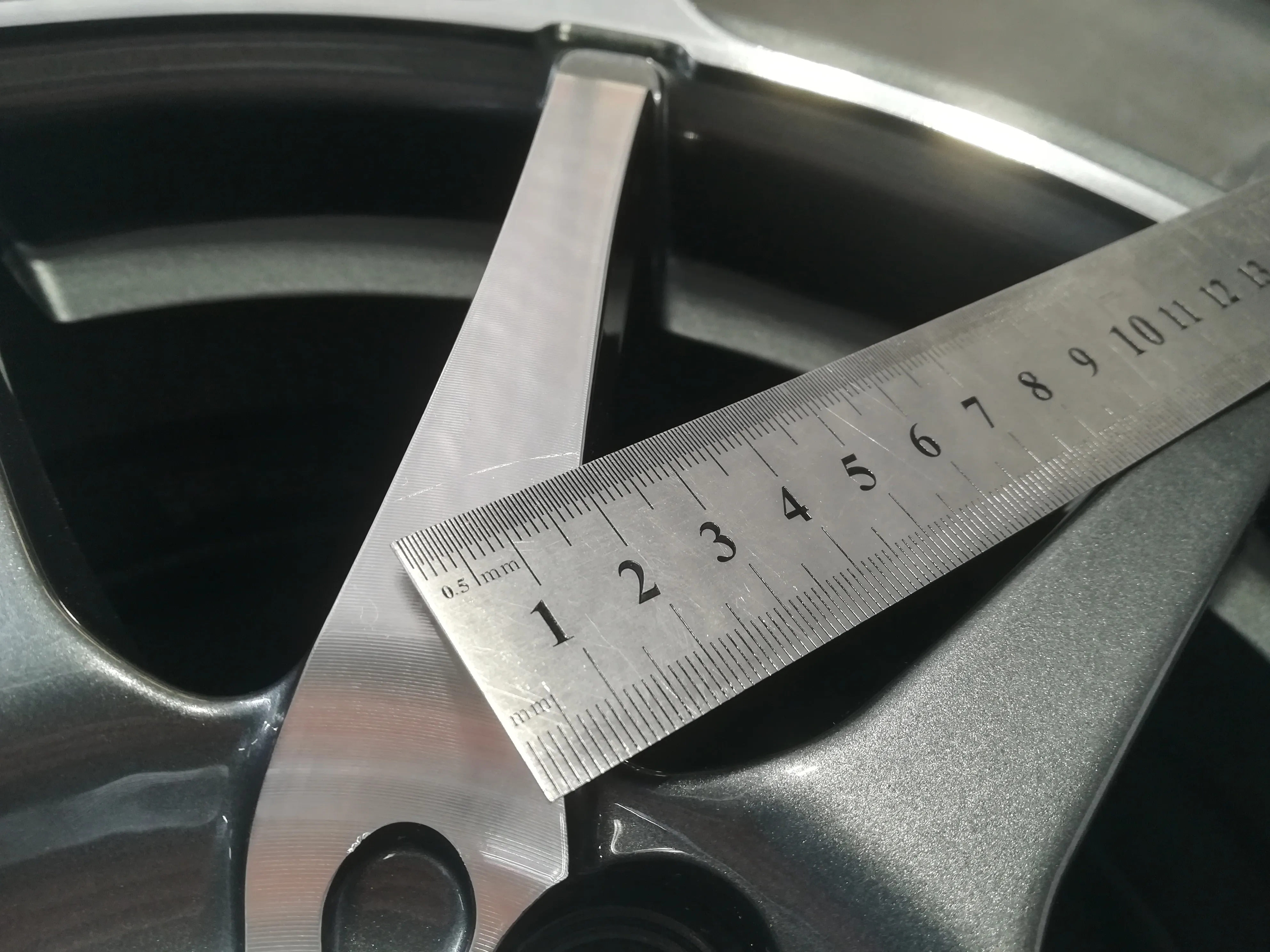 Диск автомобильный Распродажа M10 ALCASTA 6X15/4X100 ET50 D60.1 GMF*(Механические повреждения)