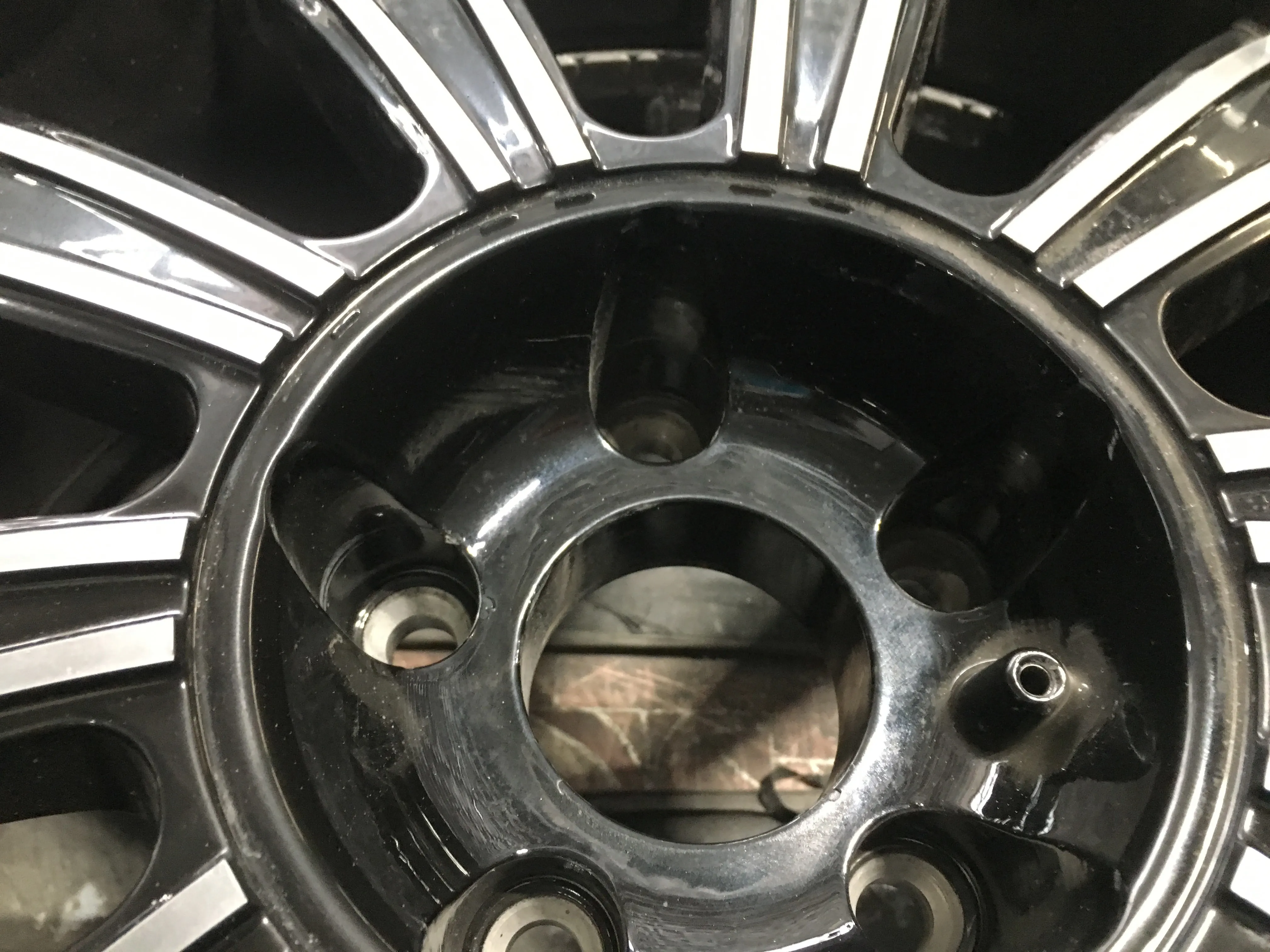 Диск автомобильный Распродажа MODEL-31 YOKATTA 8.5X20/5X114.3 ET50 D66.1 BKF*(Не подходит на авто)