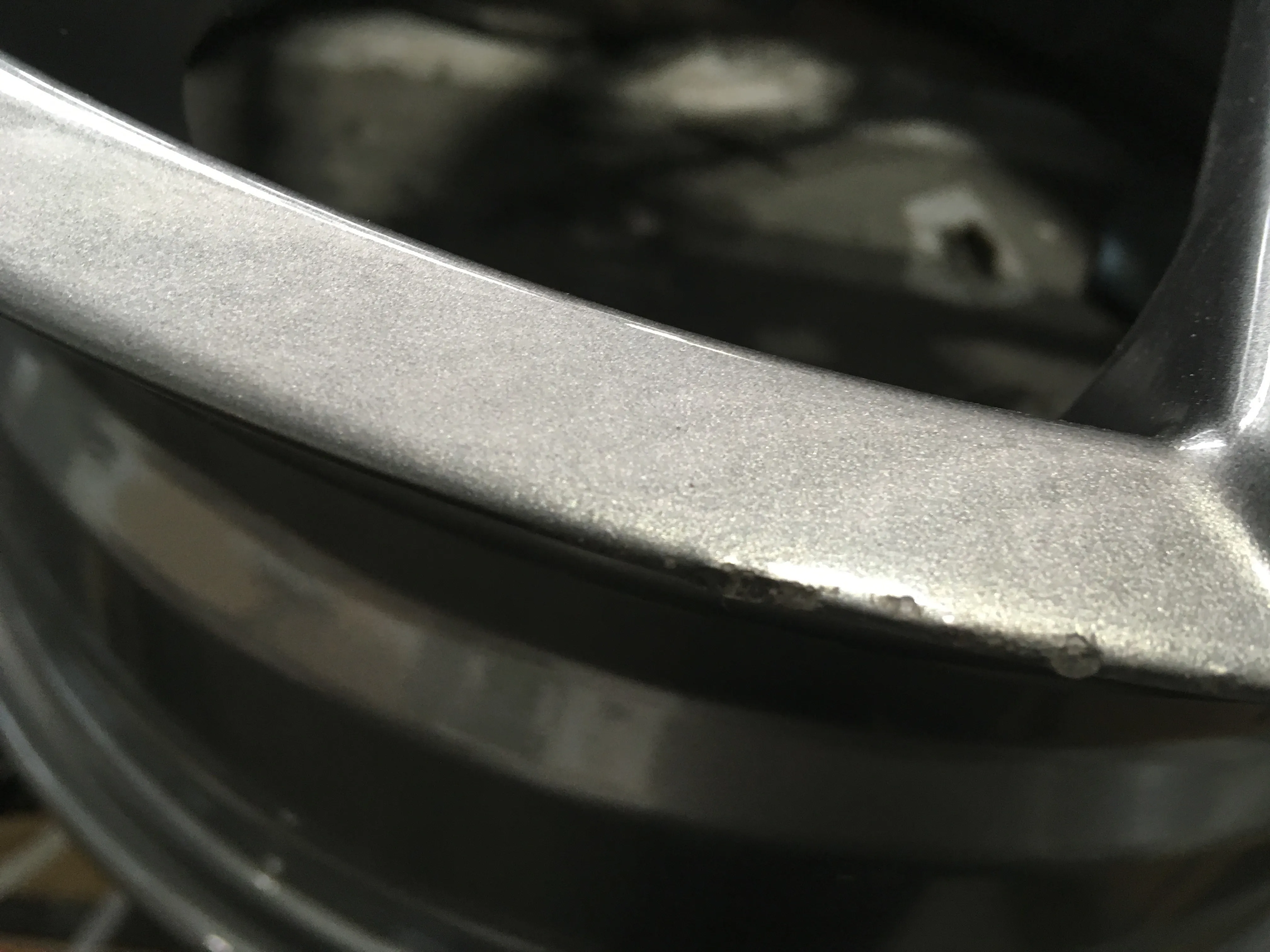 Диск автомобильный Распродажа SH673 NZ 6.5X16/5X114.3 ET40 D66.1 GM*(Механические повреждения)
