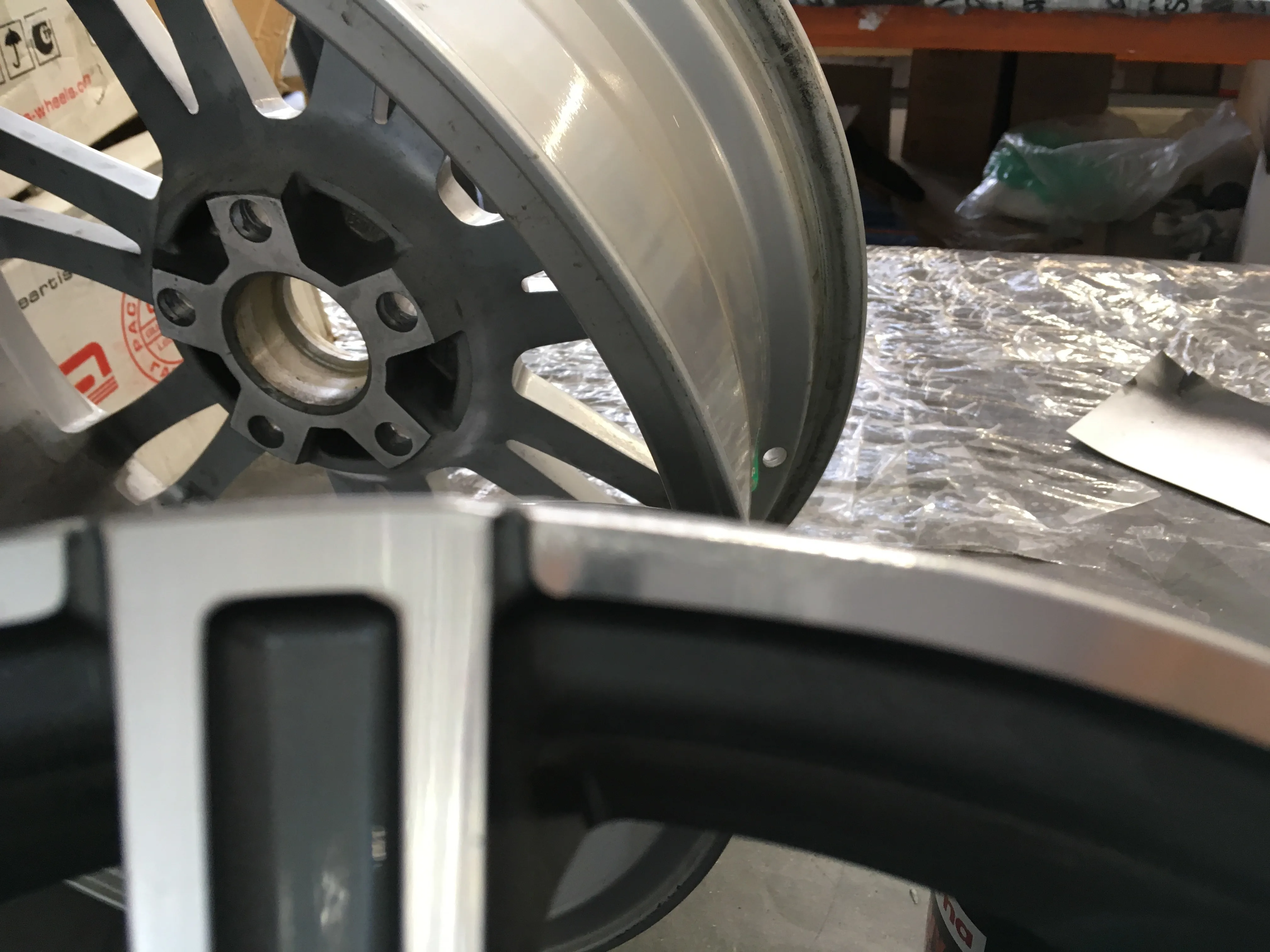 Диск автомобильный Распродажа SH626 NZ 6X15/5X100 ET38 D57.1 GMF*(Механические повреждения)