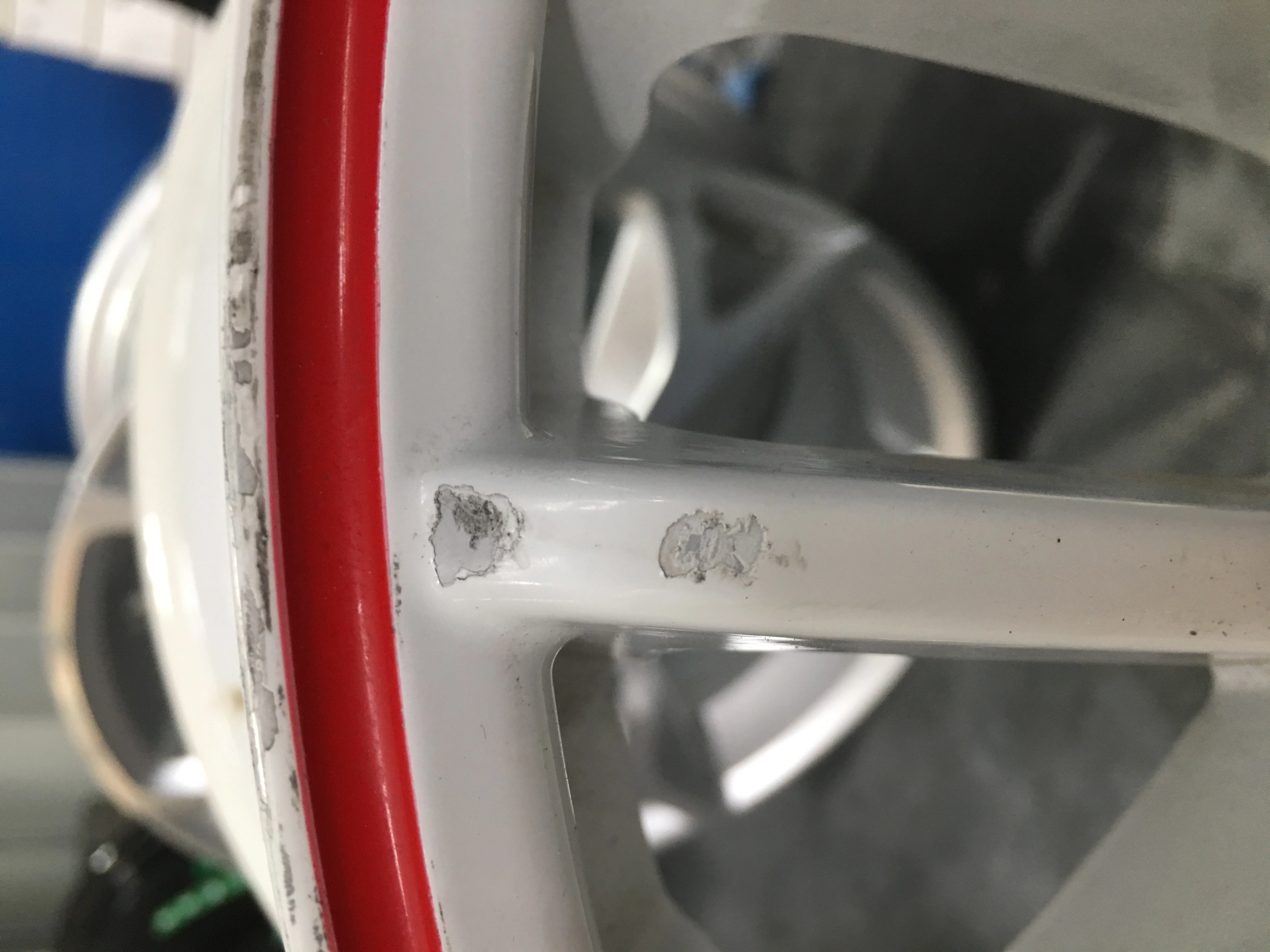 Диск автомобильный NZ SH668 6X15/4X100 ET50 D60.1 WRS*(Механические повреждения)