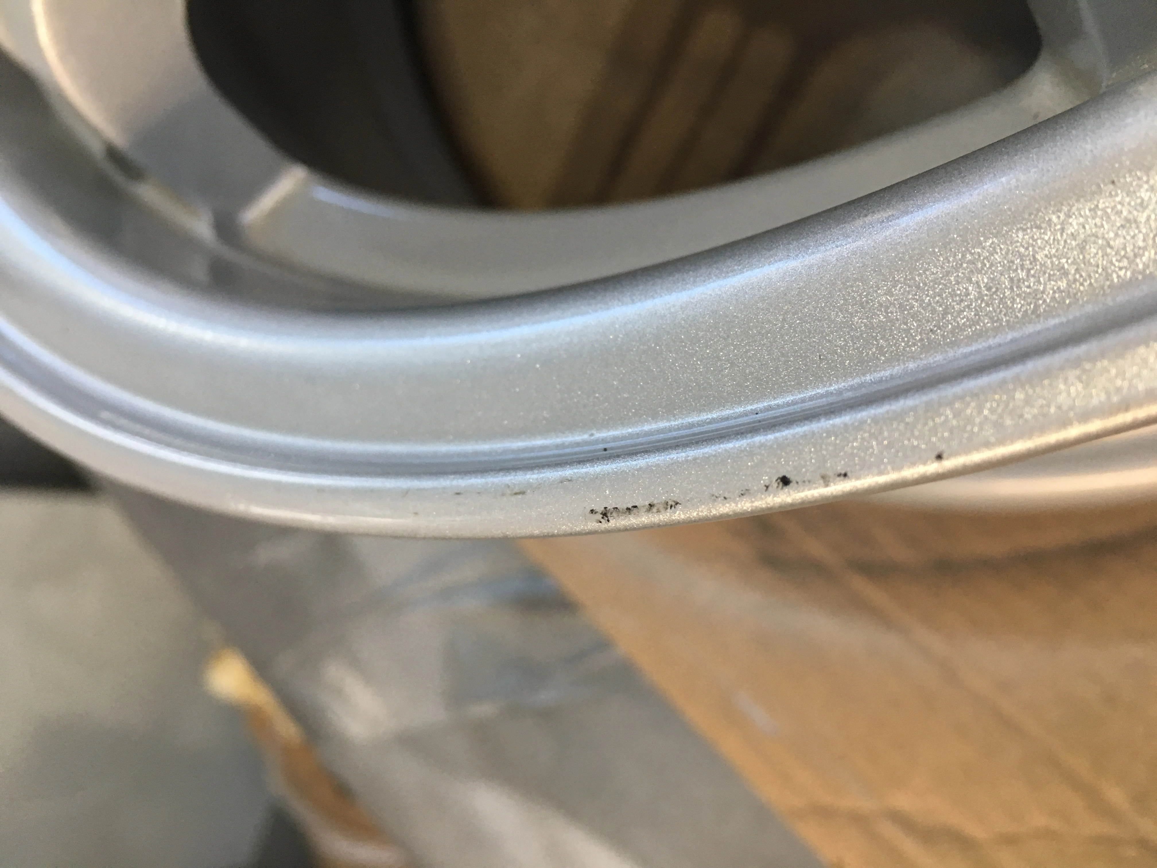 Диск автомобильный CROSS STREET CR-10 6X15/5X105 ET39 D56.6 S*(Дефект ЛКП)