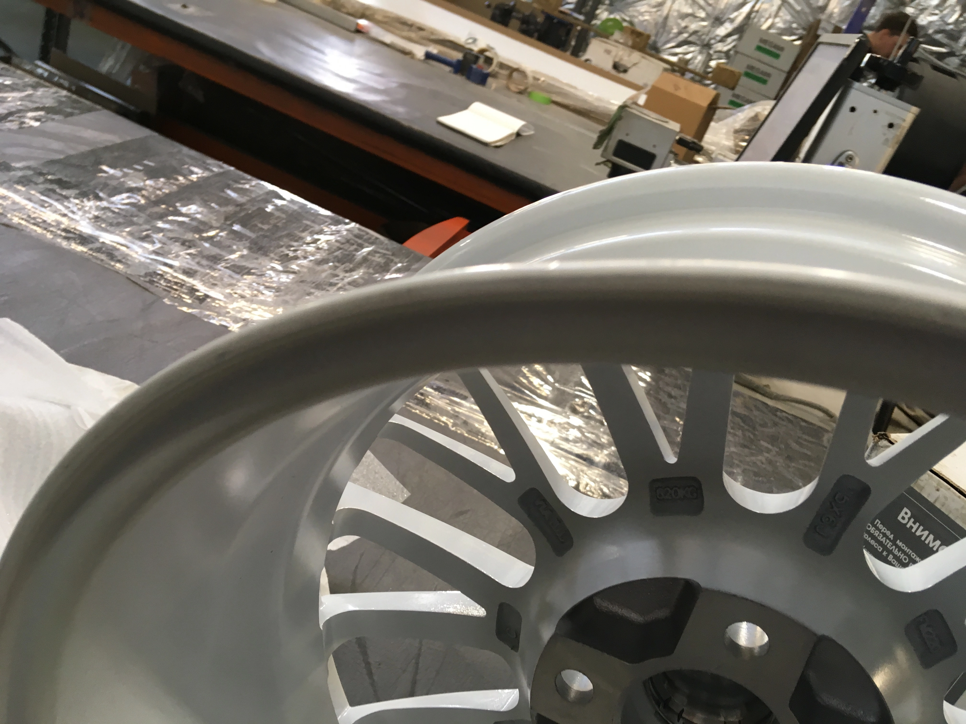 Диск автомобильный M33 ALCASTA 6X15/4X100 ET40 D60.1 WF*(Механические повреждения)