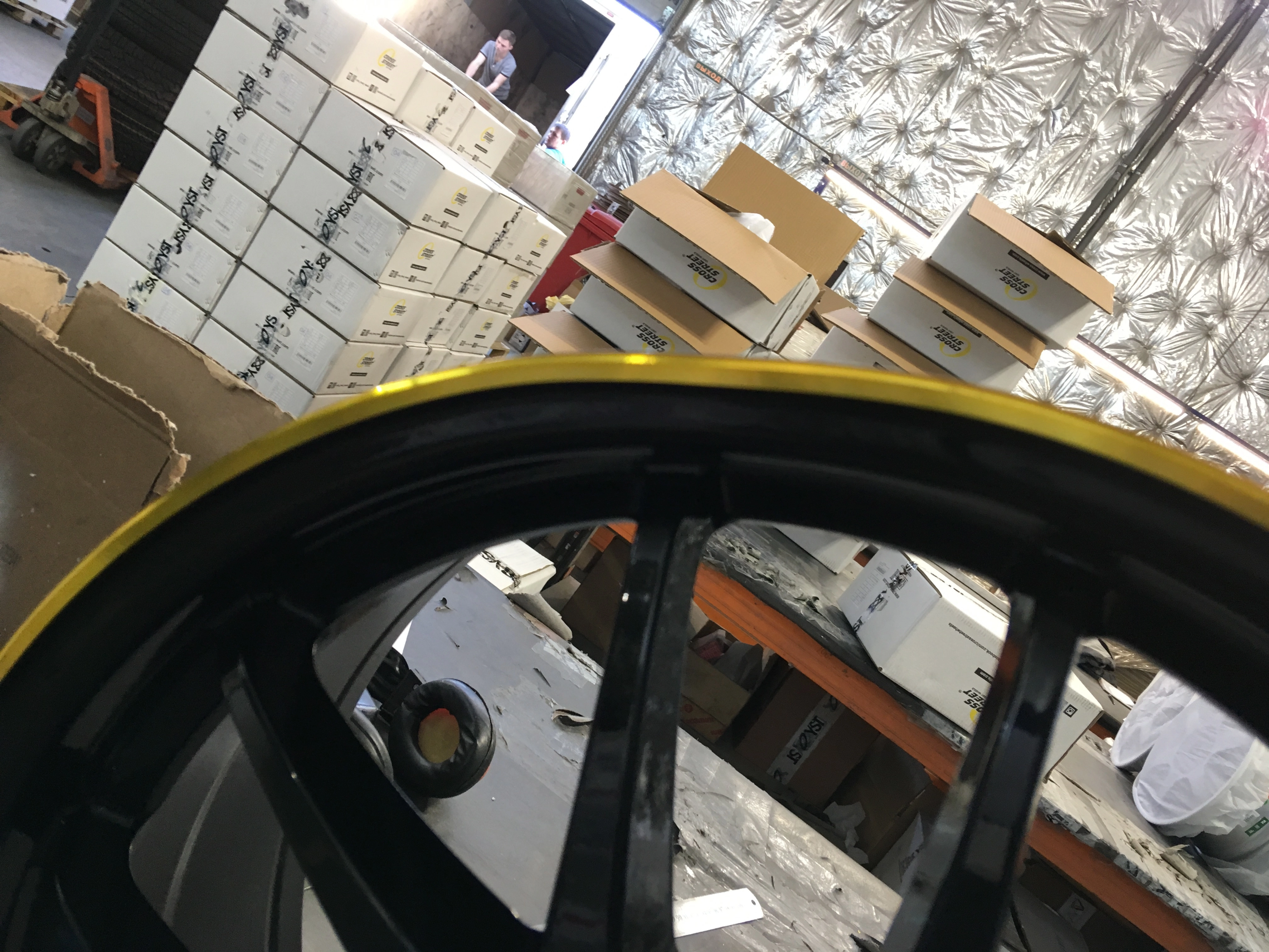 Диск автомобильный Распродажа M26 ALCASTA 7X17/5X112 ET43 D57.1 BKYS*(Механические повреждения)