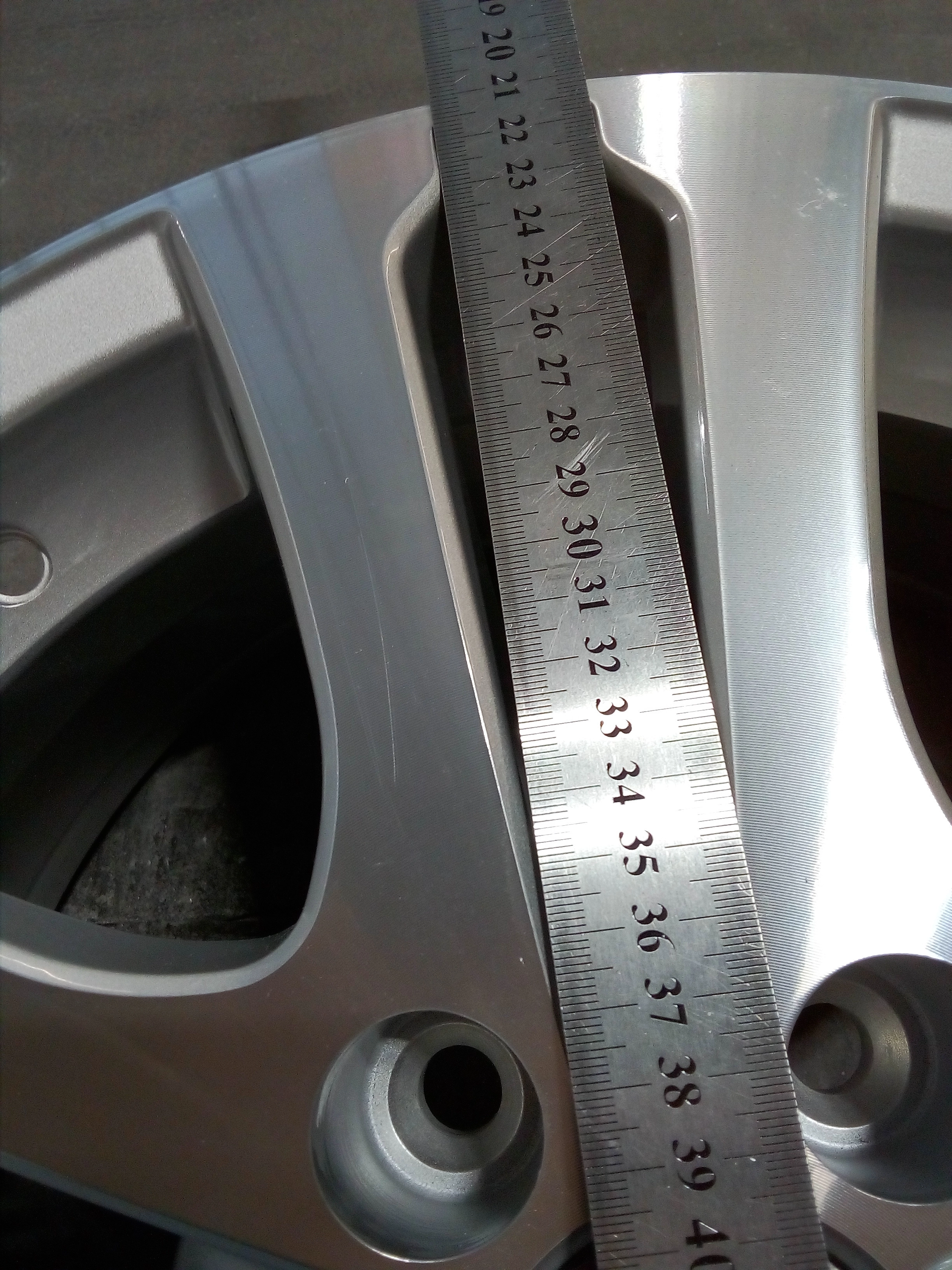 Диск автомобильный Распродажа SNG17 TOP DRIVER 6.5X16/5X112 ET39.5 D66.6 BKF*(Дефект ЛКП)