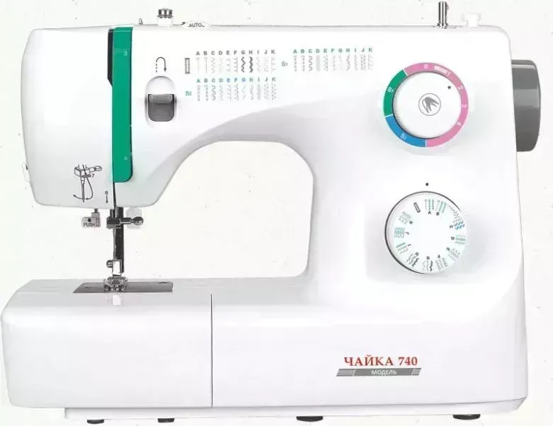 Швейная машина Chayka 740