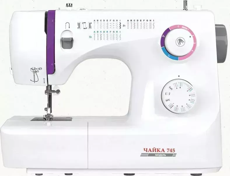 Швейная машина Chayka 745