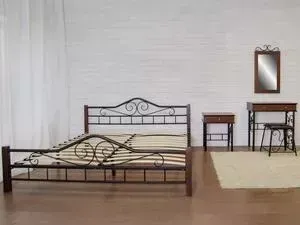 Кровать Мебелик Сартон 1 (180) черный/средне-коричневый