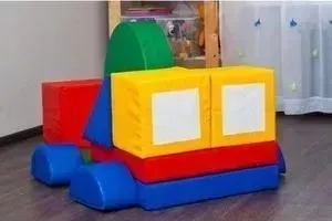 Игровой набор Romana Автофургон ДМФ-МК-15.82.00(15 элементов)