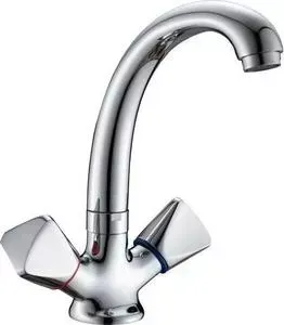 Смеситель для кухни GROSS AQUA Trio с литым поворотным изливом (6015029С - А03)