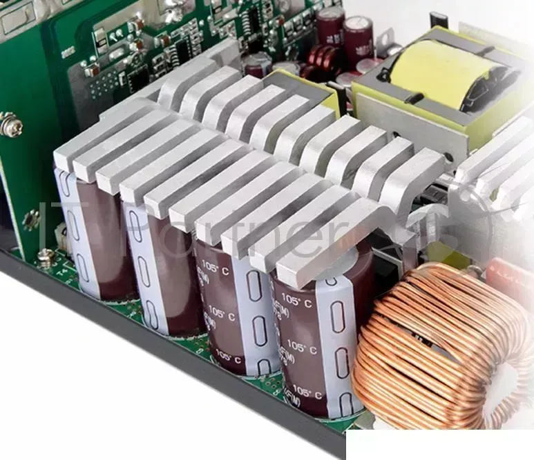 Блок питания Thermaltake ATX 1500W BAIKAL W0431 80 gold 24 8 4 4pin APFC 135mm fan 16xSATA Cab Manag RTL