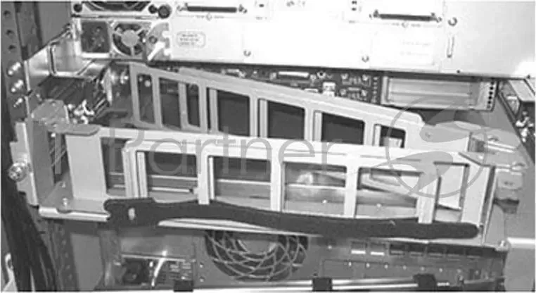 Кабельный органайзер HPE 1U CMA for Easy Install Rail Kit (734811-B21) Hewlett-Packard Комплект крепежа HP 1U Cable Management Arm DL360e/360p Gen8 160/360 Gen9