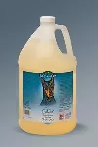 Шампунь BIO-GROOM So-Gentle Hypo-Allergenic Shampoo гипоаллергенный без слез для собак 3,8л (25128)