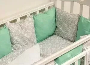 Комплект в кроватку By Twinz в с бортиками-подушками 6 пр. Дамаск (мята)
