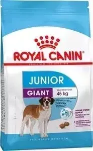 Сухой корм Royal Canin Giant Junior для щенков очень крупных пород от 8 месяцев 15кг (197150)