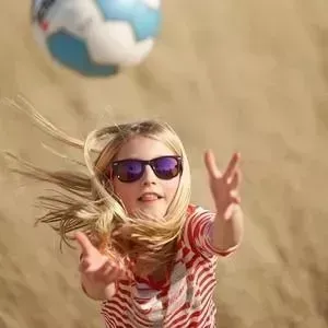 Cолнцезащитные очки Real Kids для тинейджеров Wag красные (10WGRDRD)