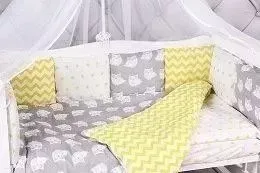 Комплект в кроватку AmaroBaby в 15 предметов (3+12 подушек-бортиков) СОВЯТА (бязь, желтый/серый)