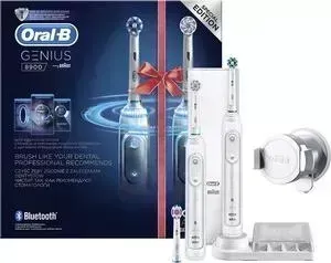 Набор электрических зубных щеток Oral-B Genius 8900 белый