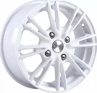 Диск автомобильный СКАД Пантера 14 5.5X14/4X100 ET39 D67.1 белый