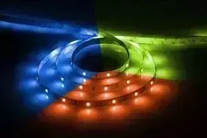 Светодиодная лента FERON LS606 27678 7,2W/m 30LED/m 5050SMD RGB 5M