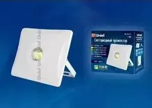 Прожектор светодиодный UNIEL ULF-F11-30W/NW IP65 180-240B White