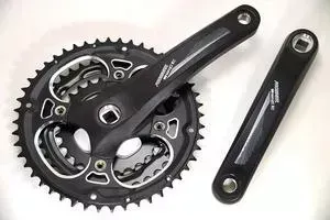 Шатуны PROWHEEL система SWIFT-251x175mm, (48/38/28)AL-6061-T6, CHAINLINE:50, BCD:104/64, под квадрат, черные