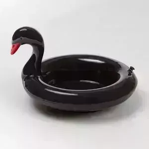 Миска Doiy сервировочная керамическая Floatie black swan