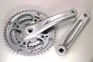 Шатуны PROWHEEL система SWIFT-200x175mm, (48/38/28)AL-6061-T6, CHAINLINE:50, BCD:104/64, под квадрат, серебрист