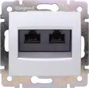 Розетка Legrand компьютерная 2xRJ45 Valena 5e кат UTP на винтах белая 774239