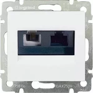 Розетка компьютер+телефон Legrand СП Valena RJ45 CAT.5E UTP+RJ11 белая (770080)