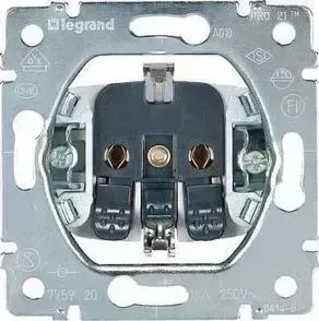 Розетка Legrand 2 K+3 Galea Life 16A 250V с/з безвинтовой зажим 775920