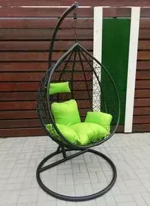 Подвесное кресло Garden story Сфера стойка черная/корзина черная/подушка зеленая N-908