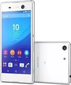 Смартфон SONY E5603