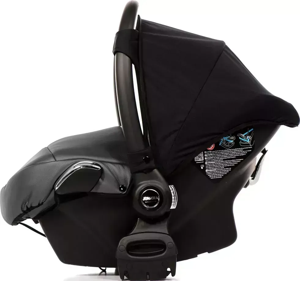 Автокресло  Junama AVIOUNAUT KITE FLUO (Кожа) черный (AJ-F04)