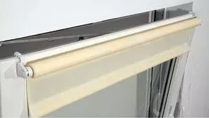 Штора Brabix рулонная 40x175 см текстура лен, защита 55-85&#037;, 200 г/м 2 кремовый S-21 605968