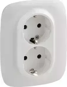 Розетка двойная с заземлением и шторками Legrand Valena Allure 16A 250V с/з безвинтовой зажим белая 753726