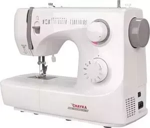Швейная машина Чайка WAVE 735