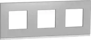 Рамка Schneider Electric 3-постовая Unica New NU600680