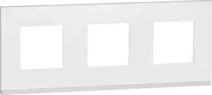 Рамка Schneider Electric 3-постовая Unica New NU600689